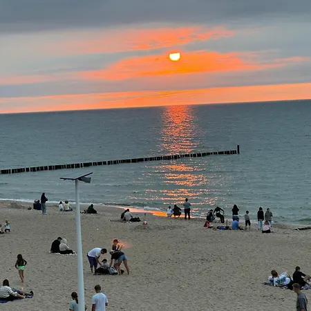 103 Planeta, 100 M Od Plazy * מיילנו